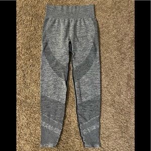 Women’s VS Pink seamless leggings